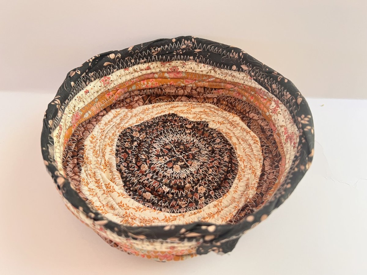 Scrappy Fabric Bowl